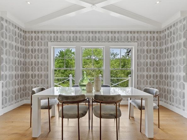 38 Mccallar Ln, Concord MA 01742