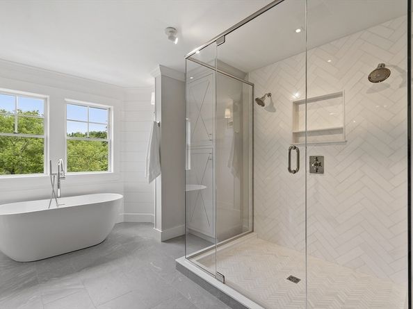 38 Mccallar Ln, Concord MA 01742