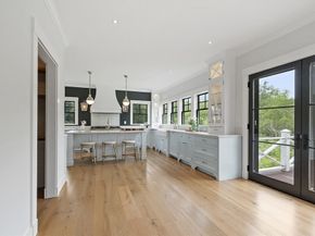 38 Mccallar Ln, Concord MA 01742