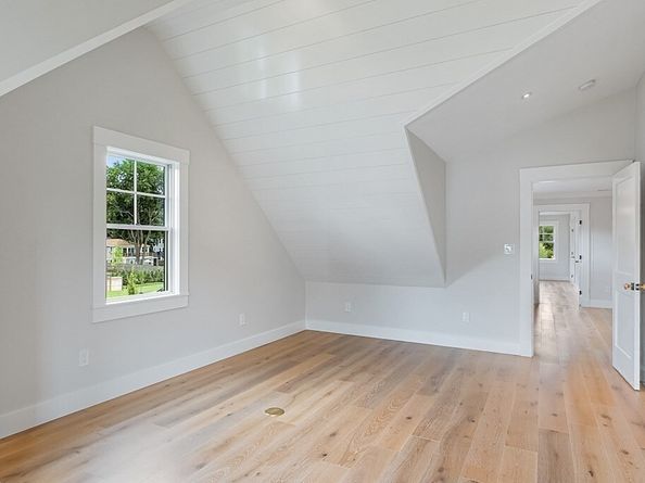 38 Mccallar Ln, Concord MA 01742