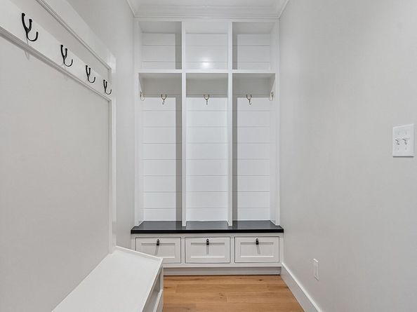 38 Mccallar Ln, Concord MA 01742