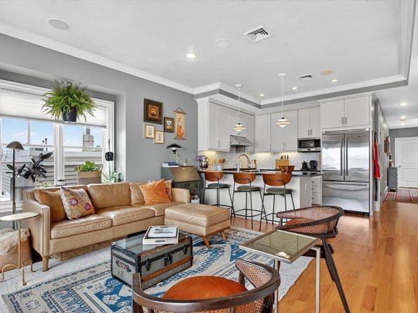 862 East Second Street 8, Boston MA 02127