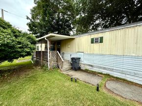 3132 Cranberry Hwy 59, Wareham MA 02538