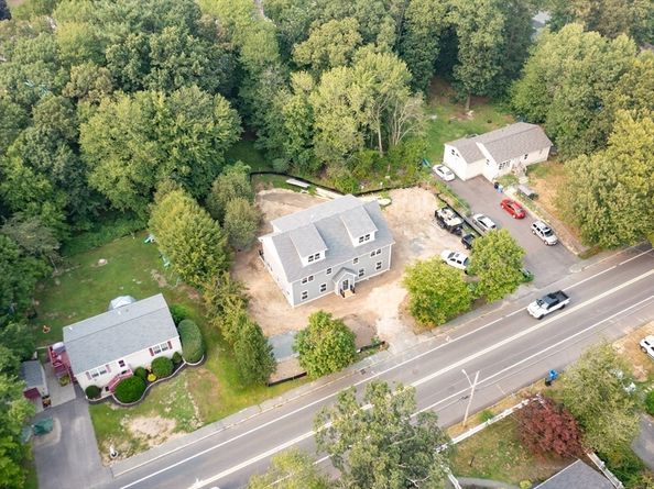 157 Auburn St 157, Whitman MA 02382