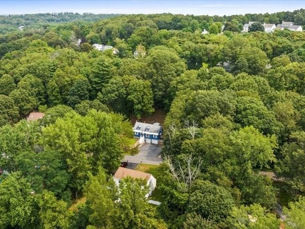 61 Elmwood St, Auburn MA 01501