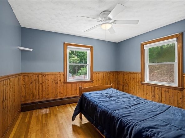 61 Elmwood St, Auburn MA 01501