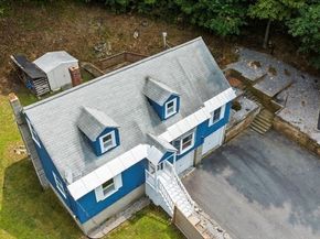 61 Elmwood St, Auburn MA 01501