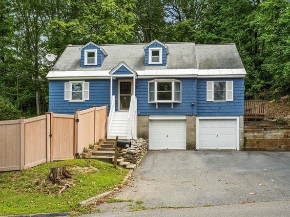 61 Elmwood St, Auburn MA 01501
