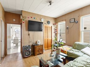 160 Putnam St, Boston MA 02128
