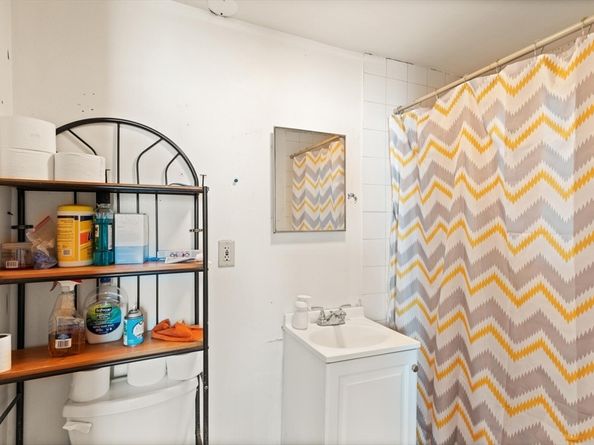 160 Putnam St, Boston MA 02128