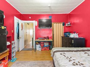 160 Putnam St, Boston MA 02128