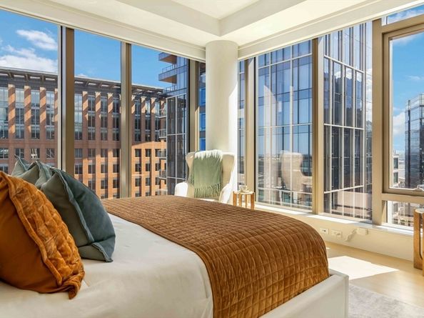 133 Seaport Blvd 2007, Boston MA 02210