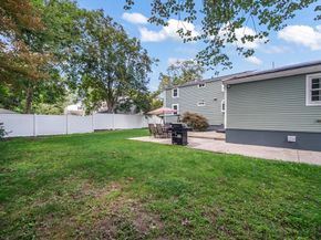 11 Glen Lane, Randolph MA 02368
