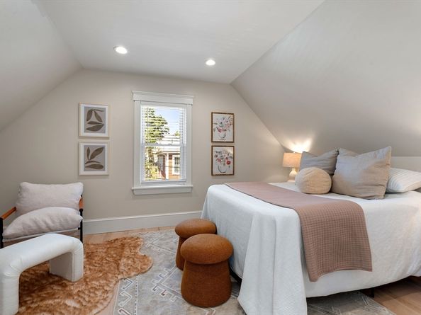 57 Endicott St 2, Salem MA 01970