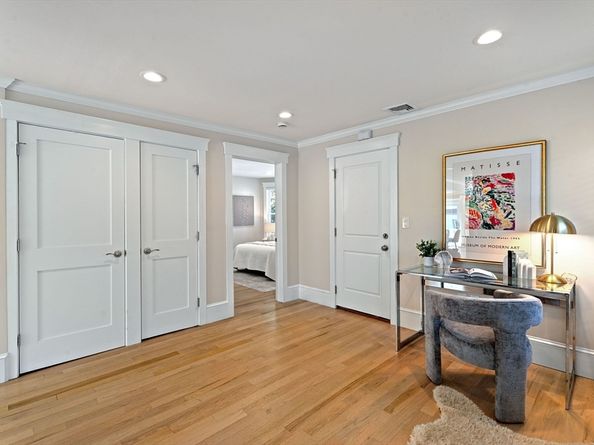 57 Endicott St 2, Salem MA 01970