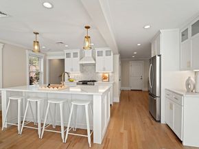 57 Endicott St 2, Salem MA 01970