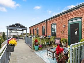 60 Dudley St 32, Chelsea MA 02150