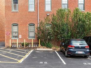 60 Dudley St 32, Chelsea MA 02150