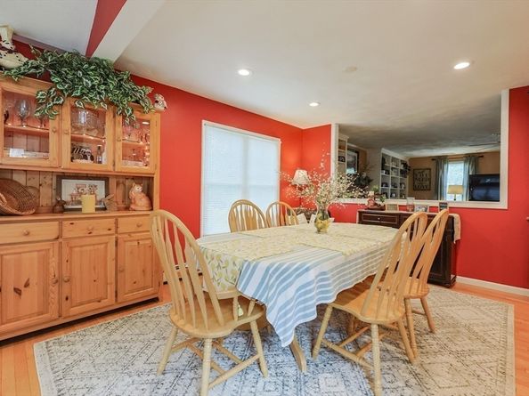 5 Otter Pond Road, Lynnfield MA 01940