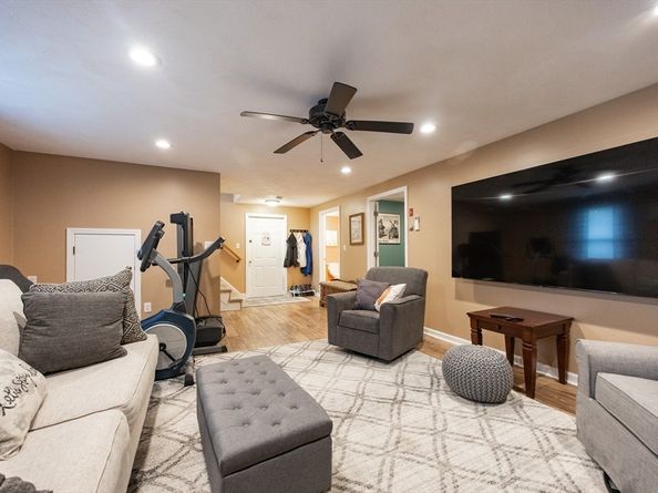 5 Otter Pond Road, Lynnfield MA 01940