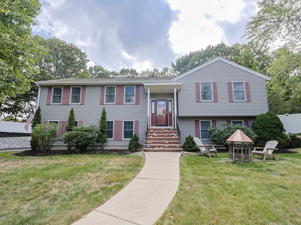 5 Otter Pond Road, Lynnfield MA 01940