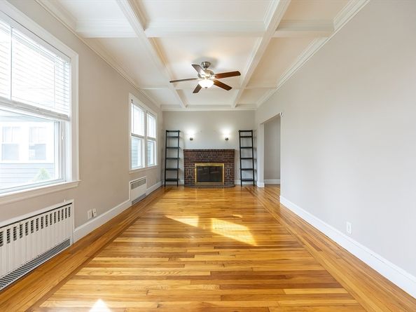 33 Mountain Ave, Revere MA 02151