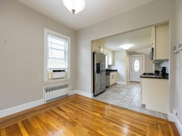 33 Mountain Ave, Revere MA 02151