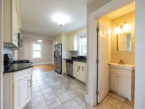 33 Mountain Ave, Revere MA 02151