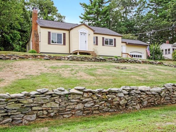 2 Rhode Island Rd, Lakeville MA 02347