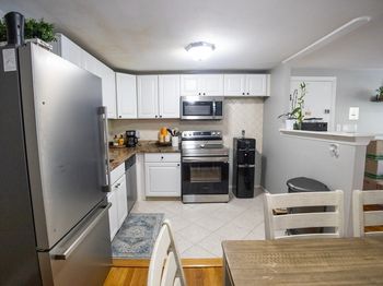 5 Albert Dr