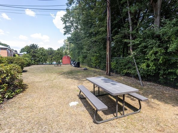 5 Albert Dr 5, Woburn MA 01801
