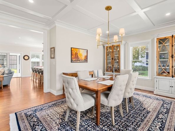 107 Horrigan Drive 12, Dedham MA 02026