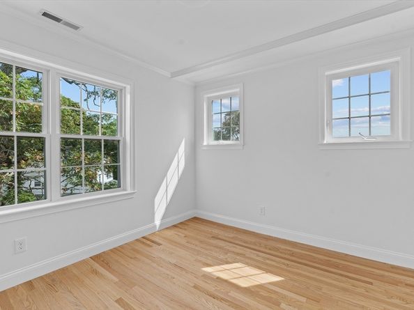 91 Prentice Street, Waltham MA 02451