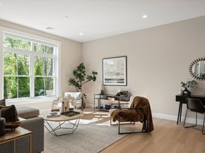 7 Cross St U102, Wilmington MA 01887