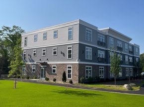 7 Cross St U102, Wilmington MA 01887