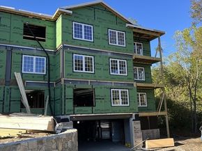 93 Bedford Street 308, Lexington MA 02420