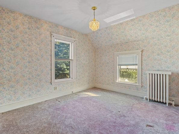 93 E Main St, Marlborough MA 01752