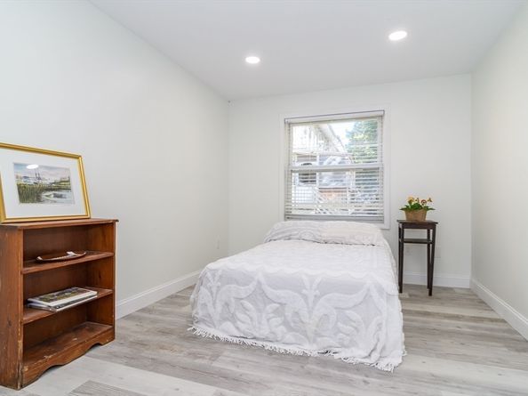 71 Edgeworth St 21, Worcester MA 01605
