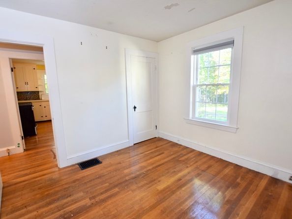 218 Auburn St., Bridgewater MA 02324