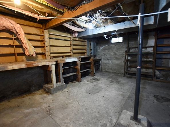 218 Auburn St., Bridgewater MA 02324