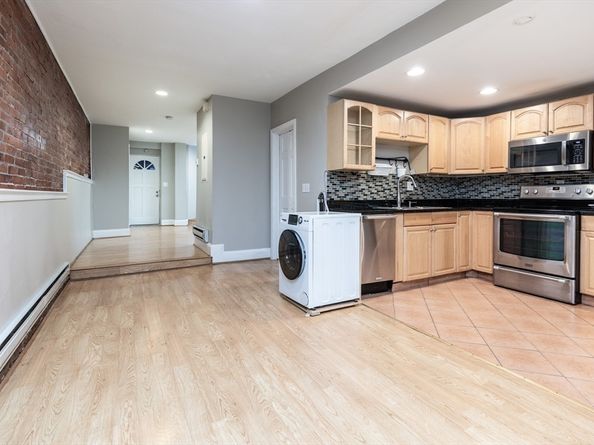 39 Warren Ave G, Boston MA 02116