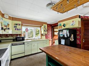 437 Main St, Wareham MA 02571