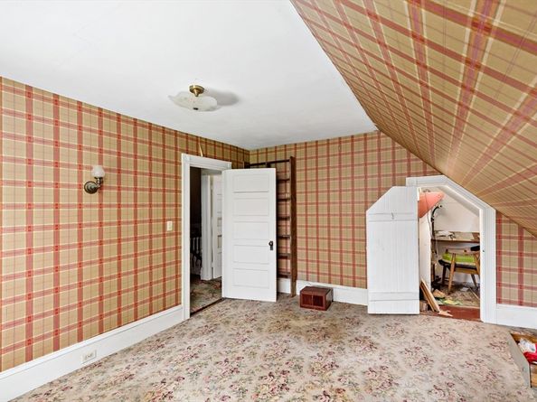 437 Main St, Wareham MA 02571