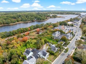 437 Main St, Wareham MA 02571