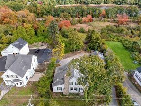 437 Main St, Wareham MA 02571