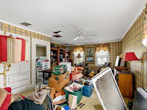 437 Main St, Wareham MA 02571