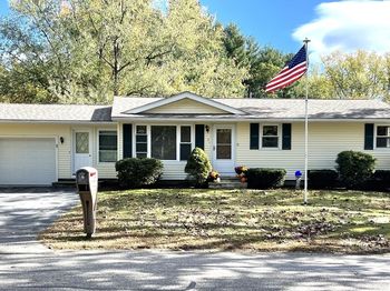 7 Pleasant St