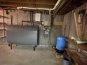 7 Pleasant St, Grafton MA 01519