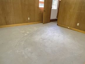 7 Pleasant St, Grafton MA 01519
