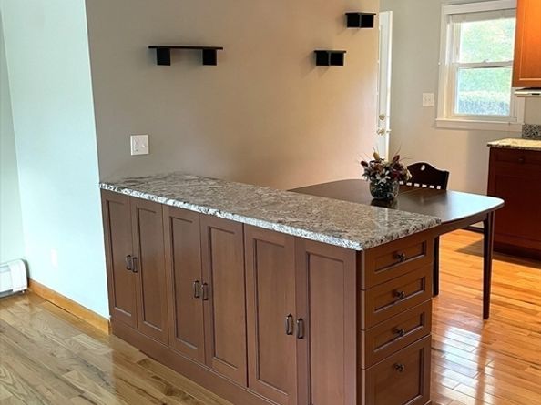 7 Pleasant St, Grafton MA 01519